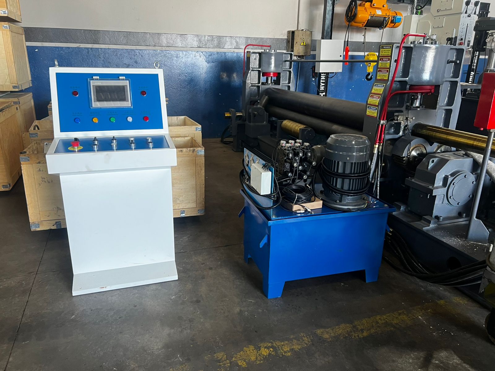 Calandra Hidráulica 12mm x 2500mm - HYTHEQ  - Hytheq Máquinas | Empresa de Máquinas em Jaboticabal/SP