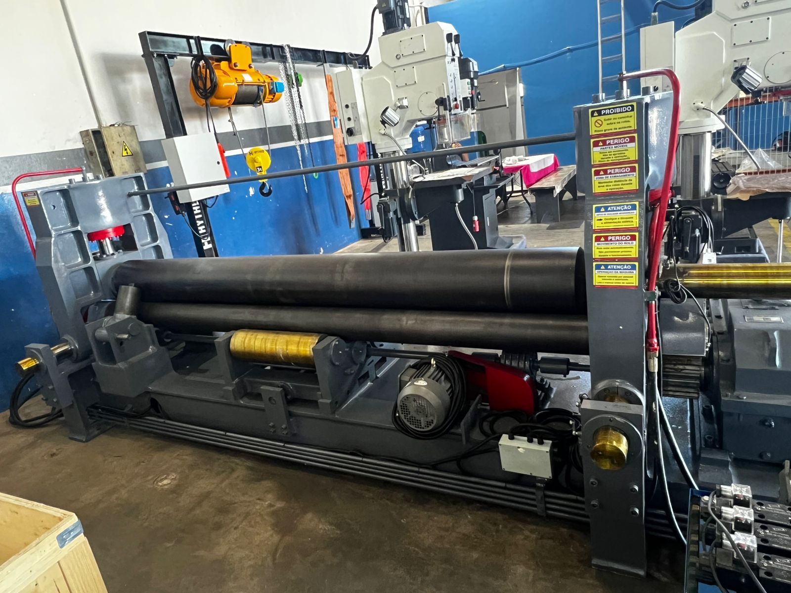 Calandra Hidráulica 12mm x 2500mm - HYTHEQ  - Hytheq Máquinas | Empresa de Máquinas em Jaboticabal/SP